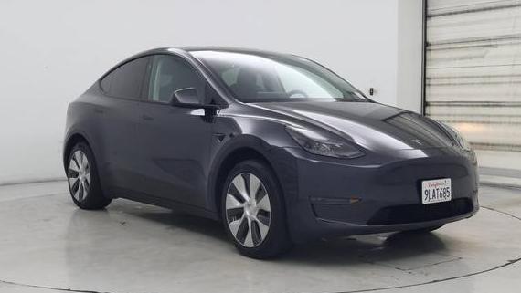 TESLA MODEL Y 2024 7SAYGDED1RF008062 image TESLA MODEL Y 2024 7SAYGDED1RF008062 image